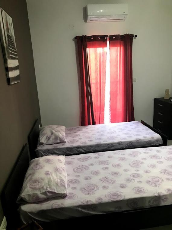 Luqa Apartment - 5 Mins From Airport Bagian luar foto